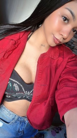 Roxy Nueva — Lexington KY Female Escort - 1