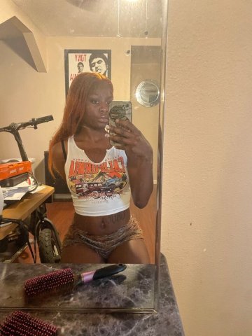 Clean, respectful 21 Female Escort — Southern Maryland / DC - 1