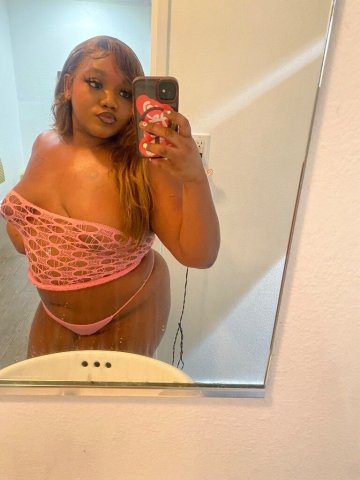 Discrete Tulsa Female Escort — In-Calls & Out-Calls, QV & 100/HH Specials - 1