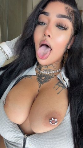 Detroit Incall & Outcall Female Escort — Adult video shows, squirt/fetish focus - 1