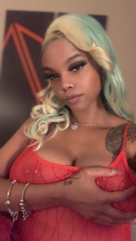 Lafayette LA Female Escort — 3 Holes Available - 1