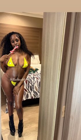 Greensboro Female Escort — Outcalls only Uber me, discreet - 1