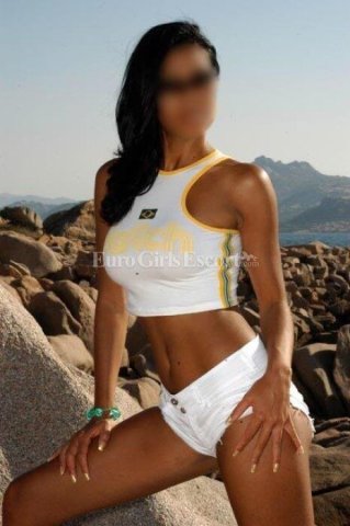 Flavinha (35) – Female escort for hotel outcall in Florence, SC - 1