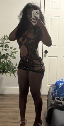 Oakland/East Bay Female Escort — incall + outcalls - 1
