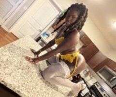 Chattanooga TN Birthday Goddess Escort — all natural, no kissing, no anal - Image 2