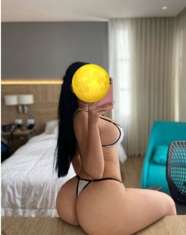 Latina Female Escort in Raleigh-Durham — New in the Area - 1