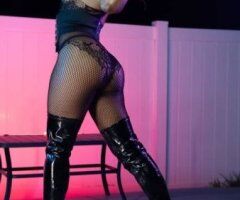 Miami escorts - Miami Handjobs, Milking & Footjobs (Gentlemen Only)