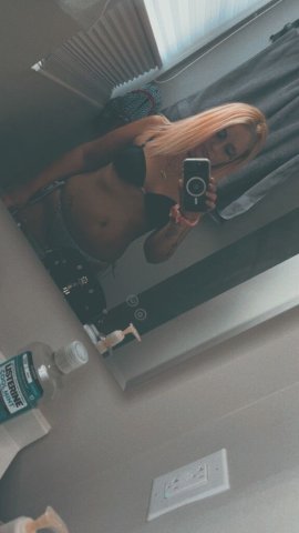 Columbus Blonde Escort — Harlee, 28 - 1