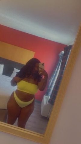 Appleton WI Big-Ass Companion — In-Call or Outcalls 23 - 1