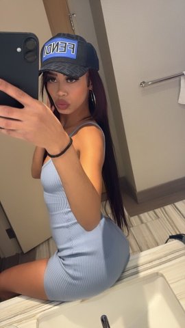 Petite Sasha (25) — private parties, role play & outcalls in Biloxi - 1