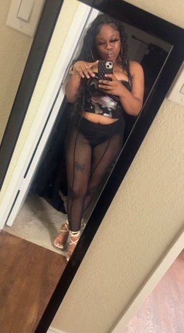 Outcalls Only in North Bay, CA — Foot Fetish, Full Body Massage & Fantasy Roleplay - 1