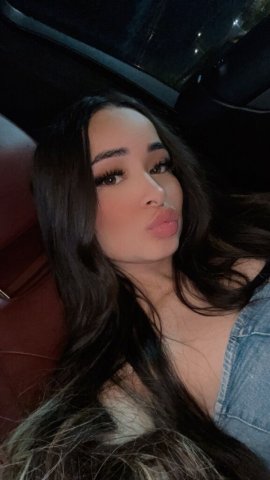 Sabrina (21) — fun conversation and relaxed hangouts - 1
