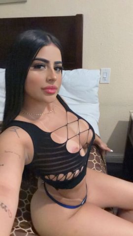 Rica latina en North Bay: masaje con final feliz (incall) - 1
