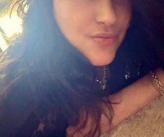 San Fernando Valley escorts - Nikki — Natural Female Escort in San Fernando Valley (Outcall)