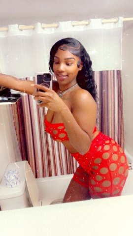 Mia Rose  Quad Cities Female Escort — Qv & hour deals, out/in calls - 1