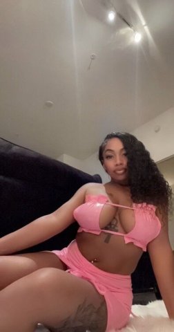 Seductive Luxury Upscale Companion — Lia Banks (Tonight Only) - 1
