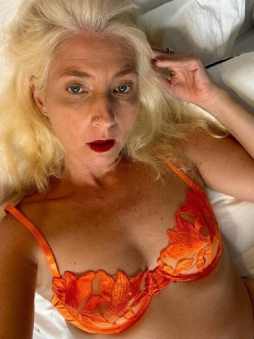 Wichita Latina Female Escort — incall & outcall - 1