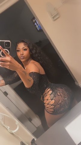 San Fernando Valley Outcalls & Incalls (22) — Pics, Vids, FaceTime - 1