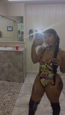 Dallas, TX Female Escort — No bare or anal (Facetime verify) - 1