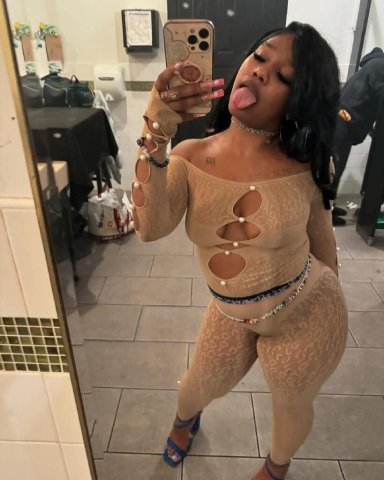 Minneapolis/ St. Paul Companion Massage (Funsize) — Roxxxanne - 1