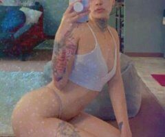 Denver CO Female Escort — In/Out Calls (24) with Massage & Facetime Play - Image 2