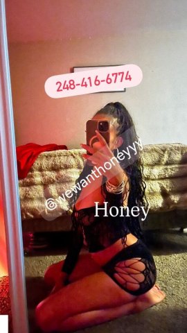 Detroit Female Escort — Outcalls 1+ Hour, Feet Content, Virtual Dinner Dates - 1