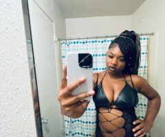 Houston TX In-Calls Only Female Escort — classy, clean & discreet (verifications required) - Image 4
