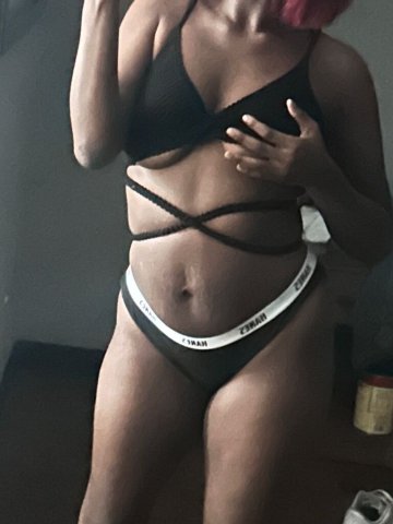 Baton Rouge Female Escort — deep throat, massages, couples sessions - 1