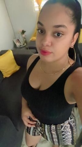 Latina escort — BBBJ, deep throat, and massage (incalls only) - 1