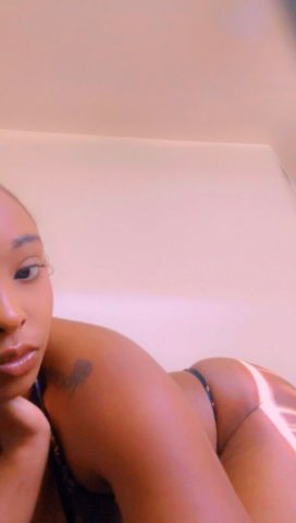 Cardate and Outcall — Fort Worth Female Escort - 1