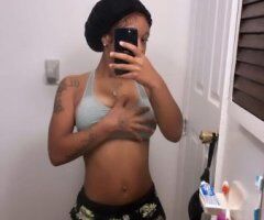 Staten Island escorts - Staten Island Female Escort — head-only $40 + full services