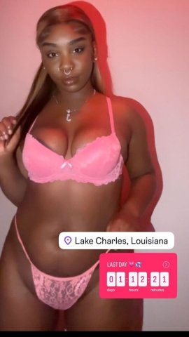 Lake Charles Louisiana Female Escort — Quiet confidence with sharp wit - 1
