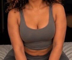 Milwaukee Petite Light-Skin Redbone Female Escort — Real Backshots & FaceTime Verification - Image 5