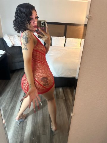 Austin Two-Girl Incall Duo — Showered, Discreet, Fetish-Friendly (18+) - 1