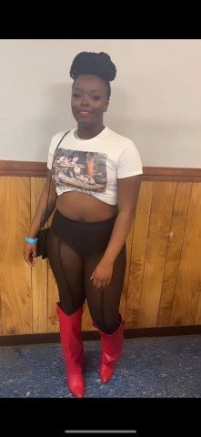 Fayetteville Female Escort — Friendly Lyft or Pickup - 1