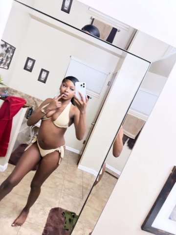 Visalia CA Female Escort — Slime Thick (Out & In Calls) - 1