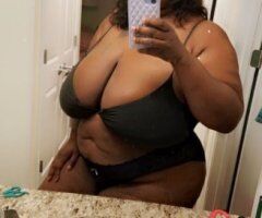 Kennya (Chicago) Pretty & Thick Female Escort — calls only - Image 3