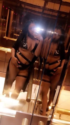 Columbus Female Escort — Spice Date Sessions - 1
