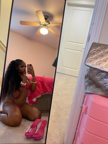 Miss Me (OnlyFans) — St. Louis 22 | Incall & Outcall - 1