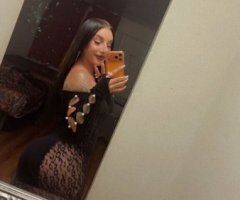 Portland Oregon Female Escort — half hour, hour, or multiple hours - Image 3