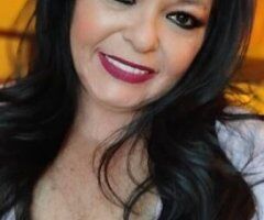 Evansville escorts - Blo and Go $70 — Face/Oral Focus (Evansville, Indiana)