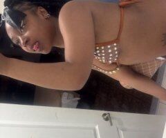 Modesto escorts - Modesto CA Outcall & Cardate — Melodie, 5’2” 140 lbs