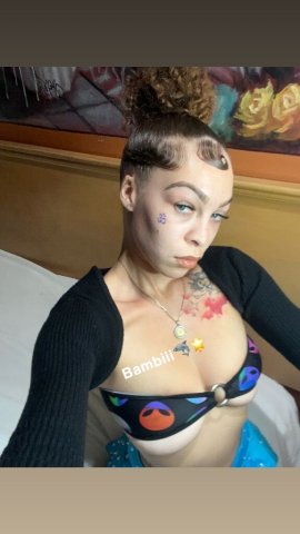Private Facetime & Live FaceTime Content - 1