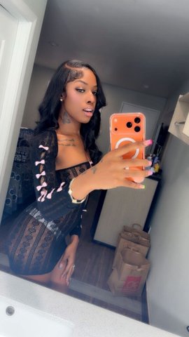 Moet — Sweet chocolate cream dream escort in Denver - 1