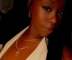 Soft, discreet Female Escort — smooth, stress-free experience in Kansas City - Image 4