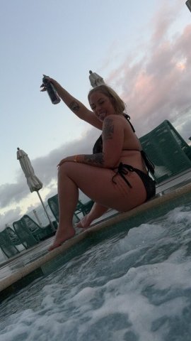 Rockford IL Female Escort — OnlyFans verification - 1