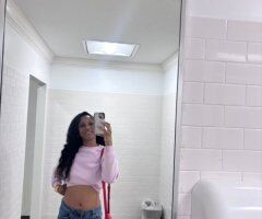 Greenville escorts - Greenville SC Female Escort — petite brownskin, toys, OF content