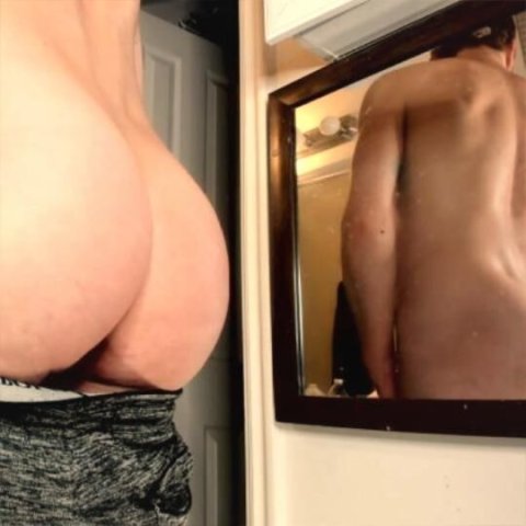 Bttm Slut 👀 Hung Top Who's into Finding Others To Join! - 1