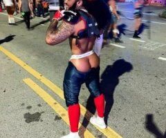 West Palm Beach escorts - DOMINICAN with CUT 10' ACCEPTING INCALLS & OUTCALLS