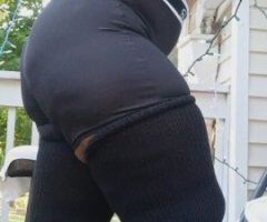 Paradices Thick Round Juices Massage + Foot Fetish — Hickory, NC - Image 11